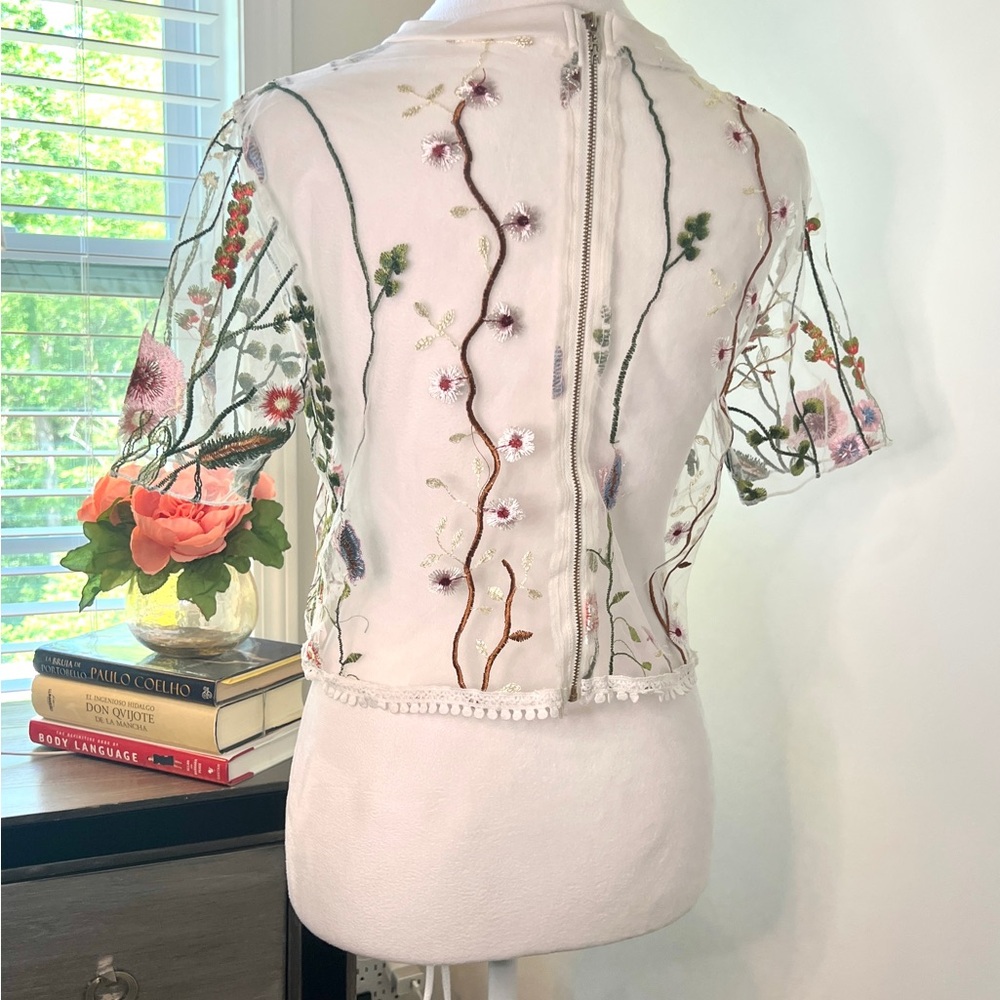 SOLD Floral Embroidered Sheer White Top - Picture 6 of 7
